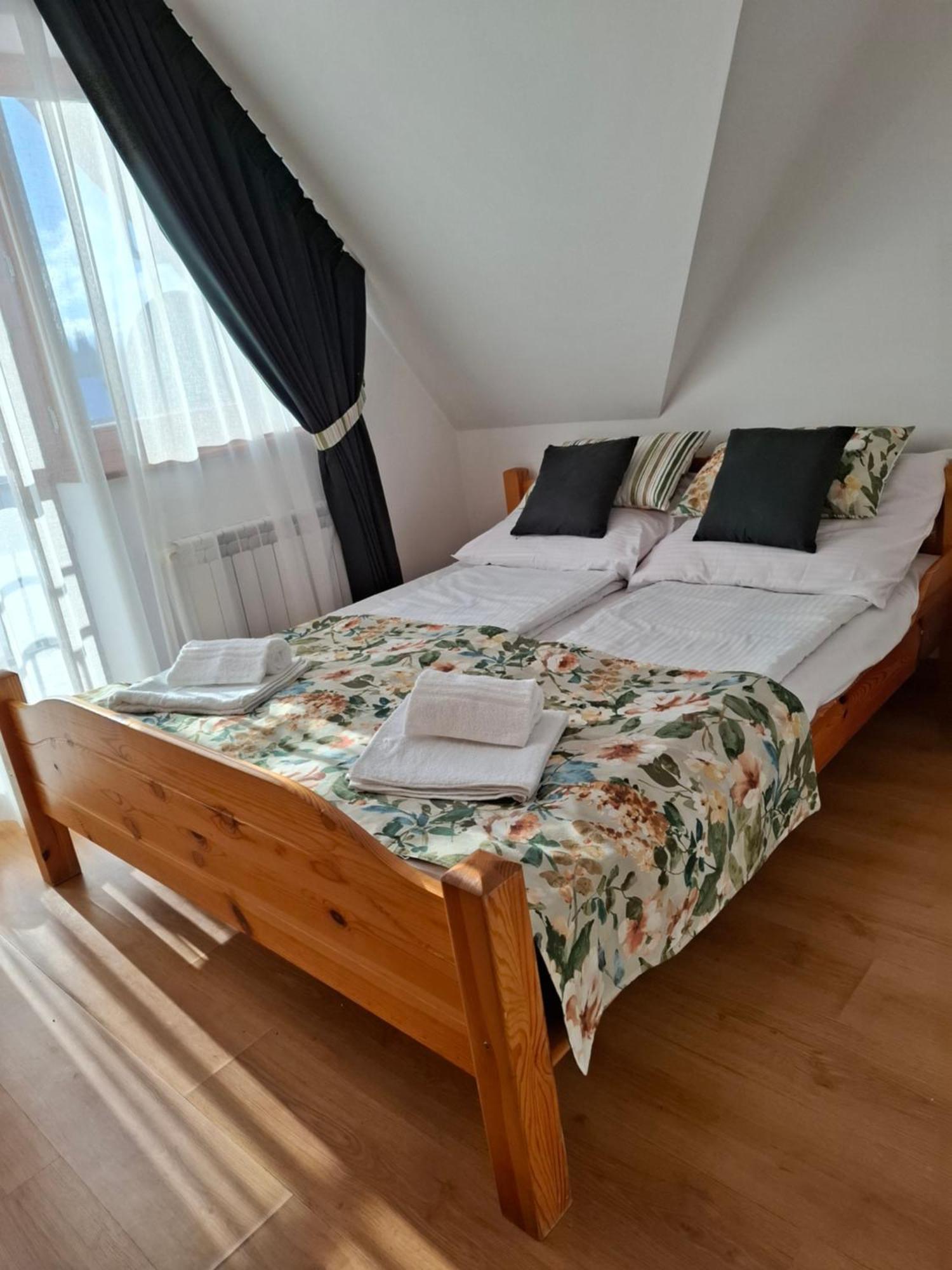 Wynajem Pokoi - Halina I Wieslaw Furczon Groń Extérieur photo